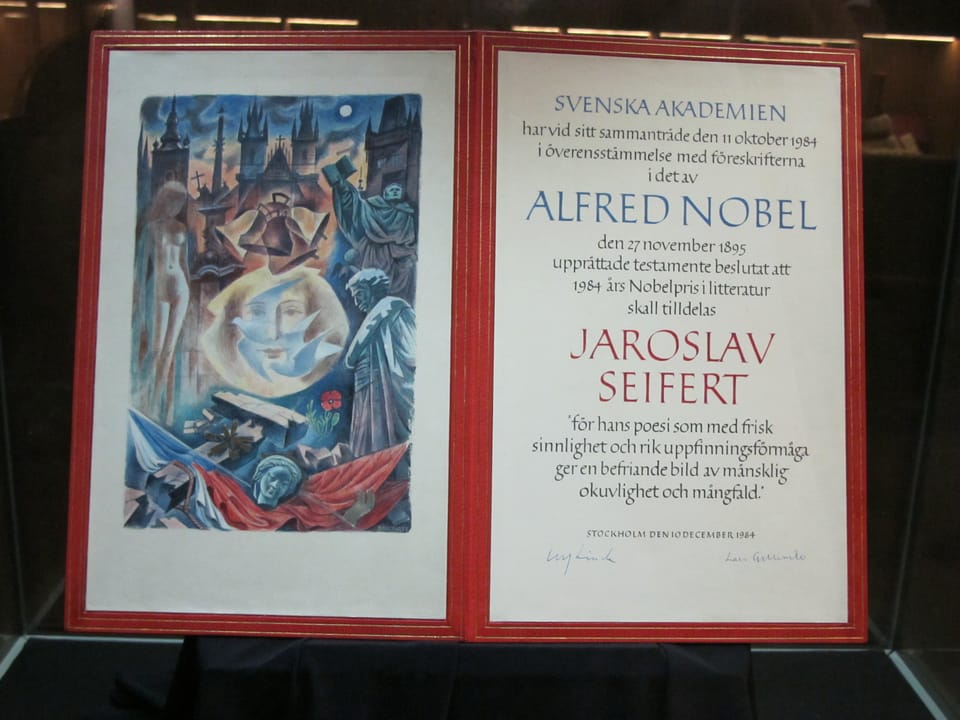 Filmaři dokončili historicky první celovečerní film o jediném českém nobelistovi za literaturu Jaroslavu Seifertovi, 23. září by oslavil 125. narozeniny 