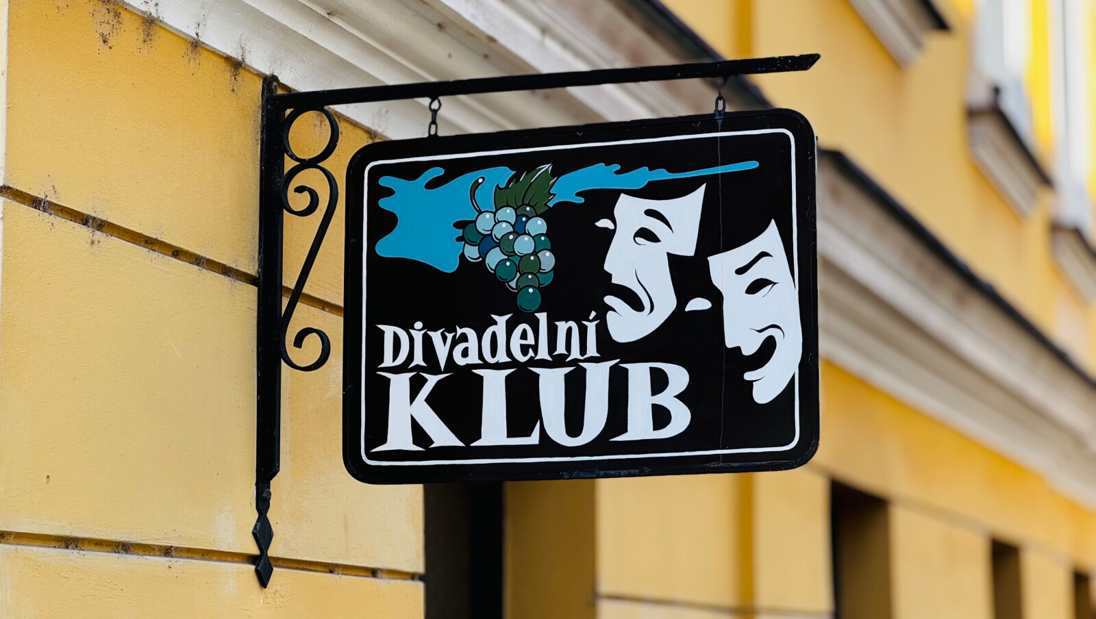 Klicperovo divadlo bude mít od podzimu nového provozovatele Divadelního klubu