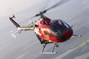 Královéhradecké letiště ohromí burácení motorů silných aut i vrtulníků: Helicopter Show a Rally Show jsou za dveřmi.