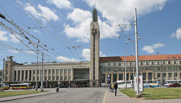 Výluky týkající se Hradce Králové v březnu 2018