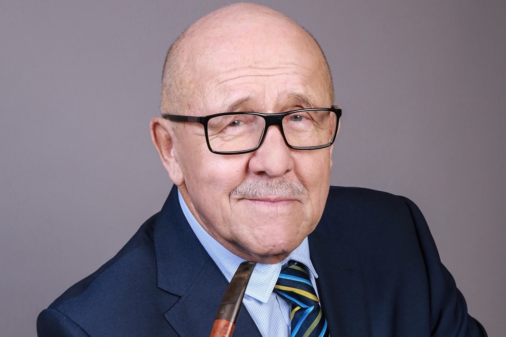 PETR NÁROŽNÝ